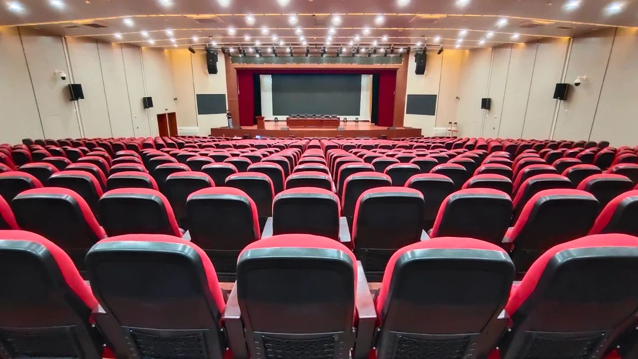 J9九游国际聚会扩声系统工程产品服务于六安市某学校！