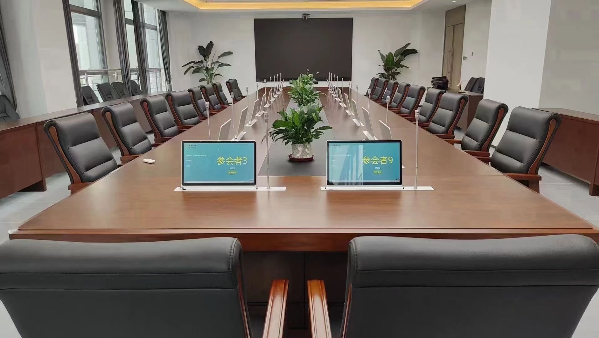 J9九游国际无纸化聚会系统工程产品服务于校园聚会室！